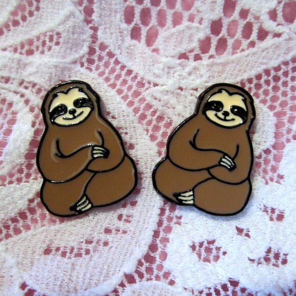 Sloth Earrings~Hypoallergenic - Picture 5 of 5